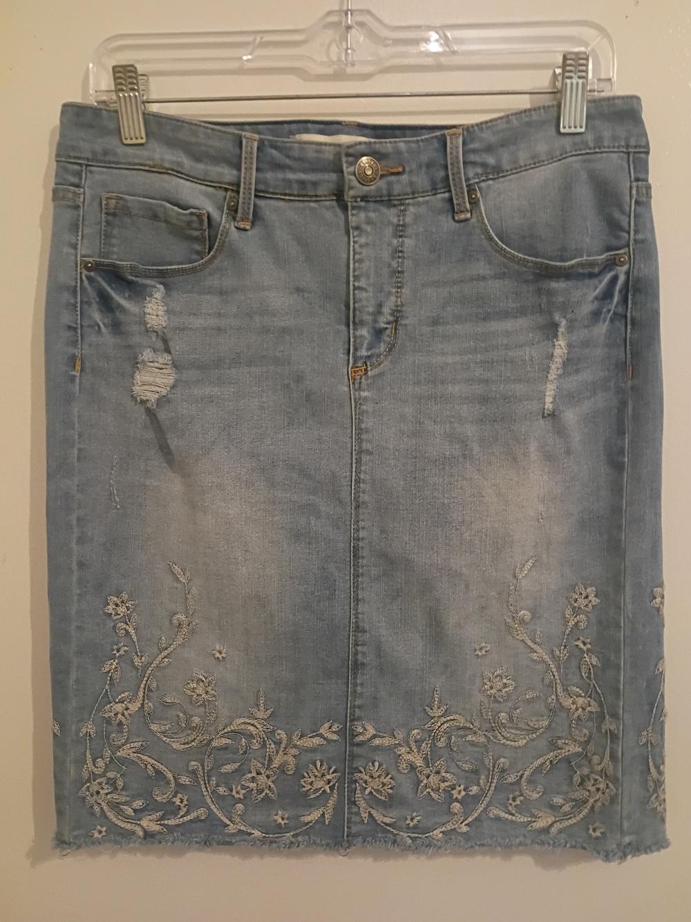Vintage America Light Blue Embroidered Denim Skirt Sz 6/28
